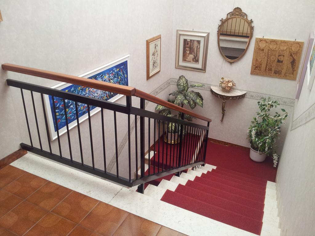 Meuble Al Ponte Hotel Grado Luaran gambar